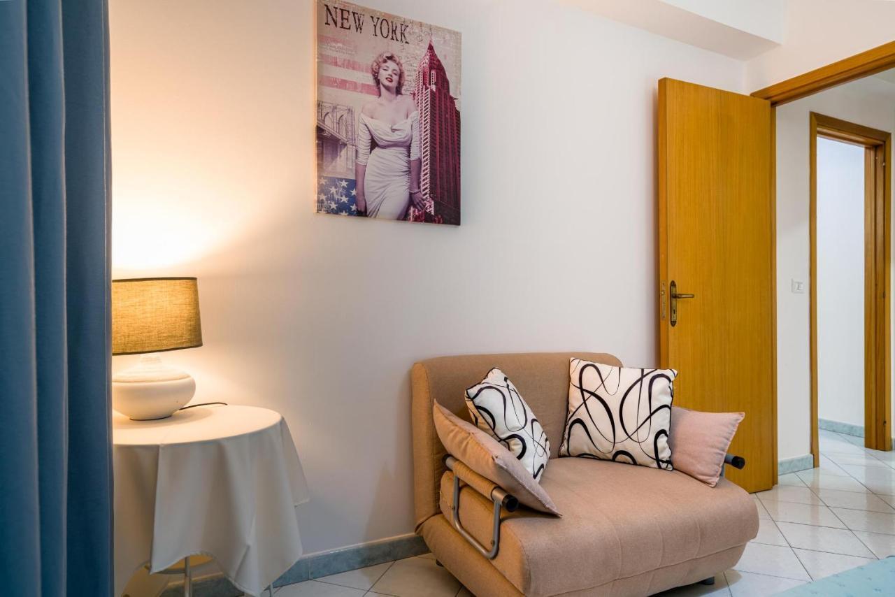 Loft Baia Di Apartment *