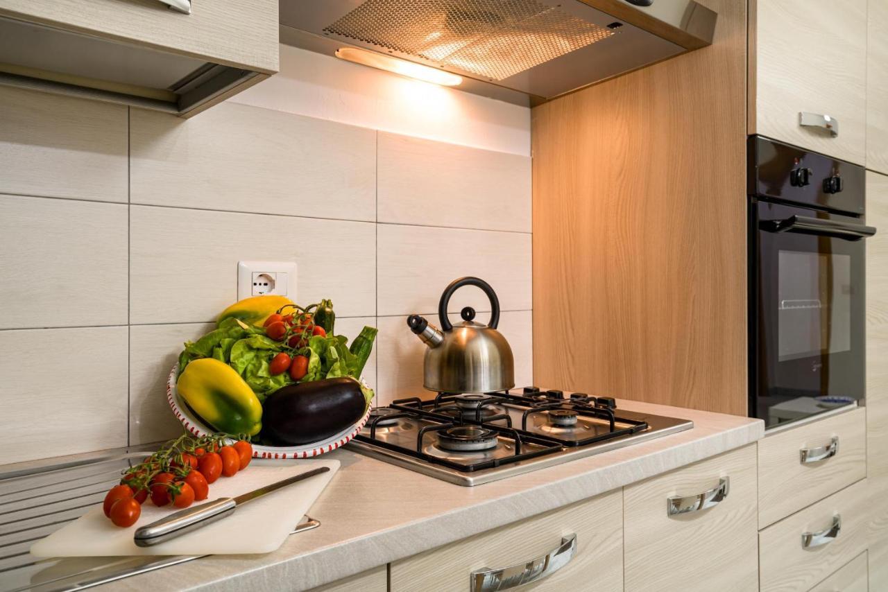 Loft Baia Di Letoianni